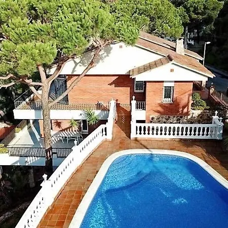 Fluvia Fuer 17 Personen In Prázdninový dům Lloret de Mar